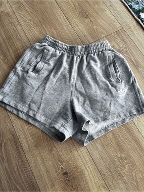 Women’s adidas jogger shorts XS